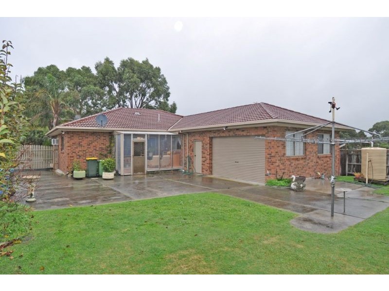 50 DIXON ST, Inverloch VIC 3996