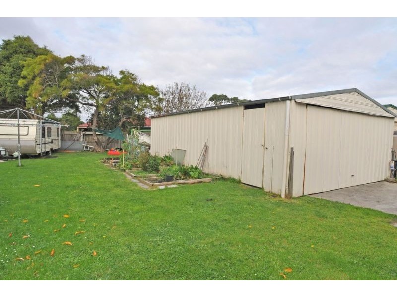 1 USHER CRT, Inverloch VIC 3996