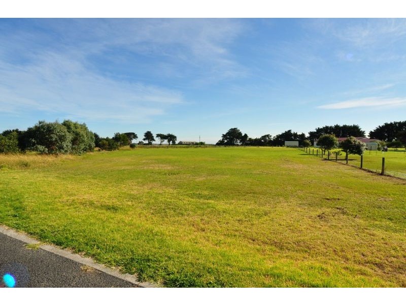 12 Cumberland Court, Tarwin Lower VIC 3956