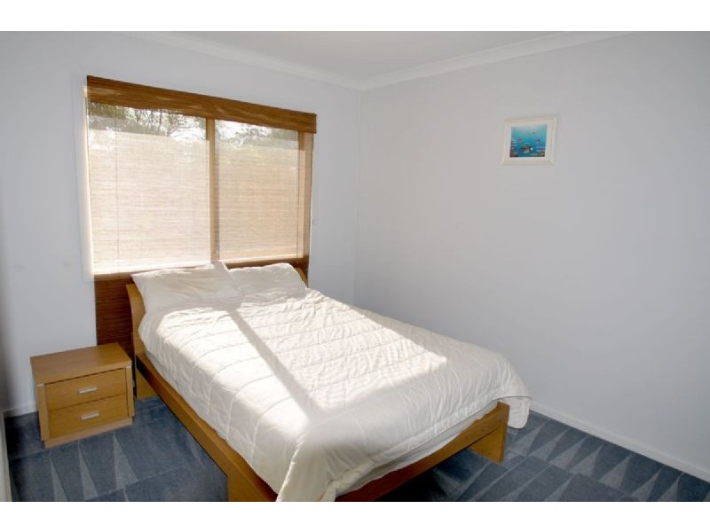 99 Bayview Avenue, Inverloch VIC 3996