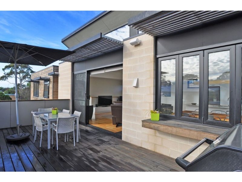 2/9 Garden Crescent, Inverloch VIC 3996