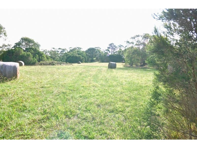 LOT 15 ALBERT RUTTLE DRV, Inverloch VIC 3996