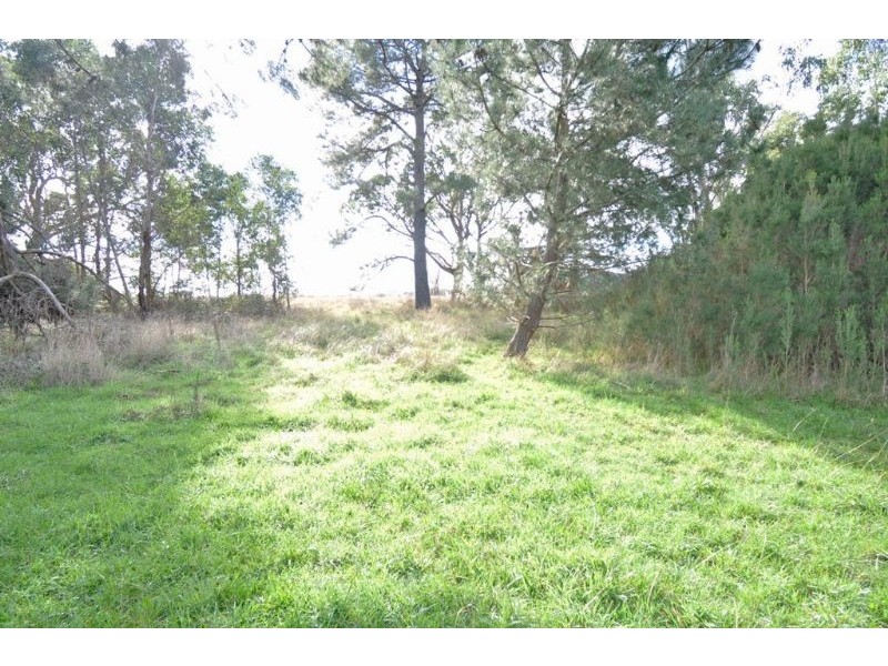 LOT 15 ALBERT RUTTLE DRV, Inverloch VIC 3996
