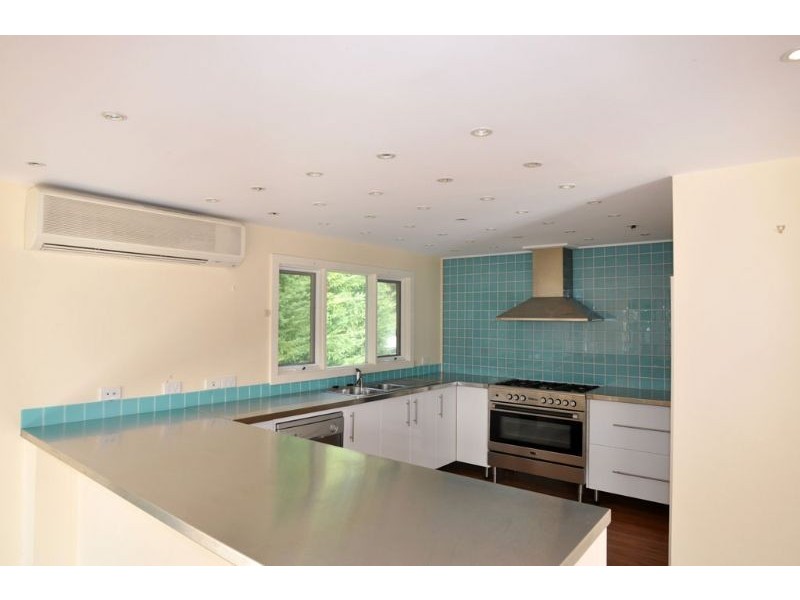 2 Pandora Avenue, Venus Bay VIC 3956