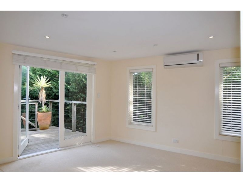 2 Pandora Avenue, Venus Bay VIC 3956
