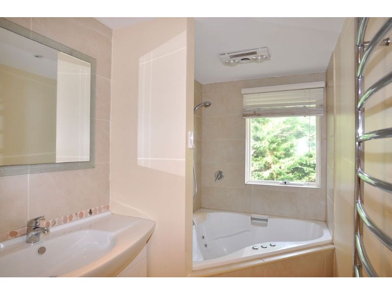2 Pandora Avenue, Venus Bay VIC 3956