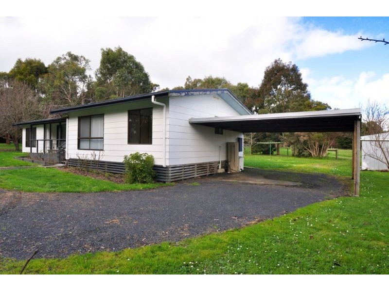 55 Desmonds Road, Wattle Bank VIC 3995