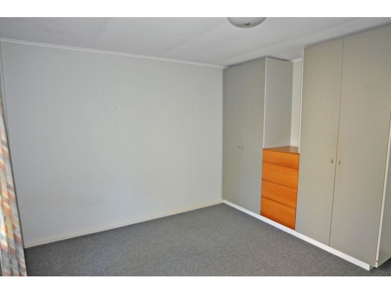 4 Ebor Avenue, Inverloch VIC 3996