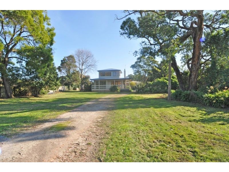 16 The Cresent, Inverloch VIC 3996