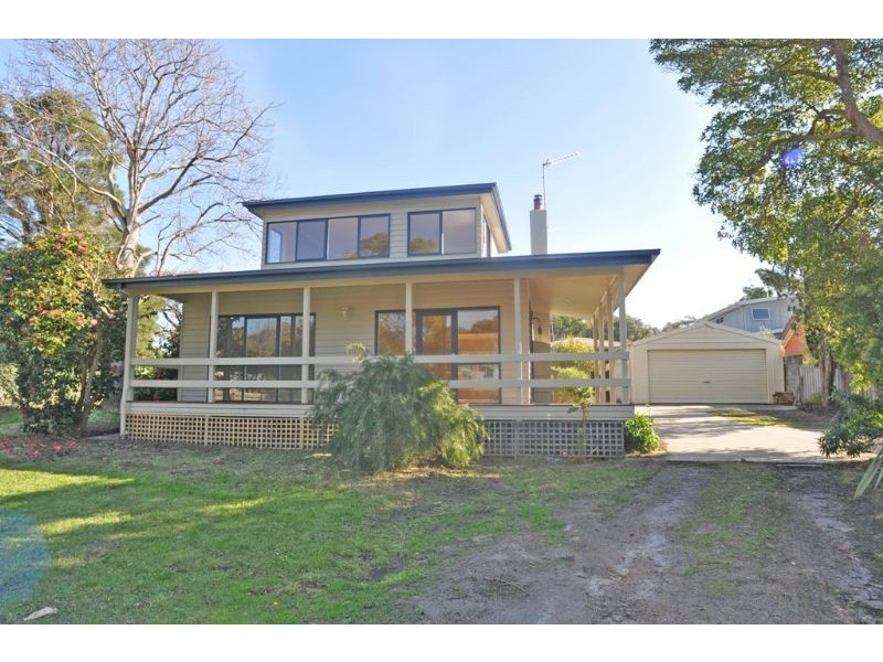 16 The Cresent, Inverloch VIC 3996