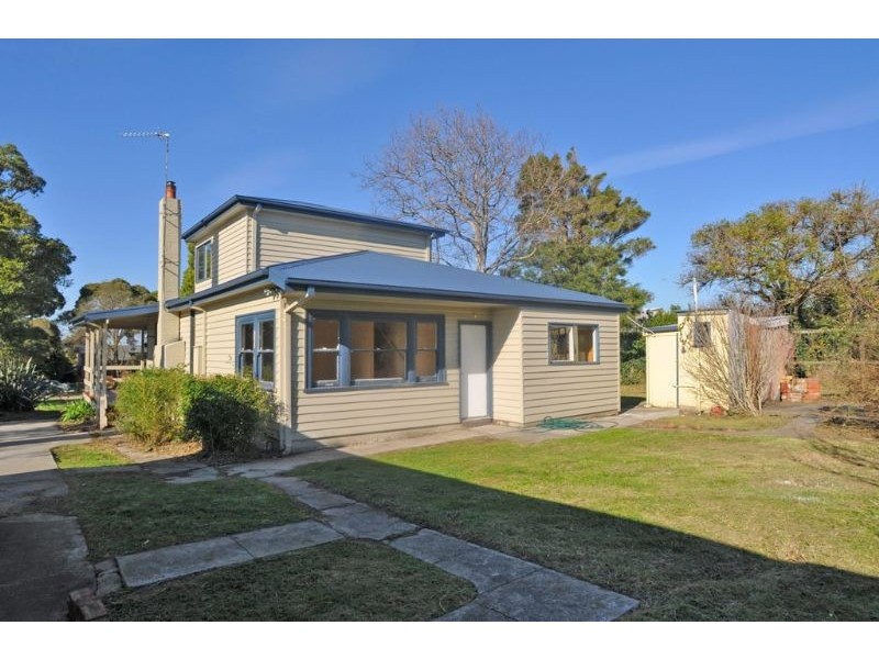 16 The Cresent, Inverloch VIC 3996