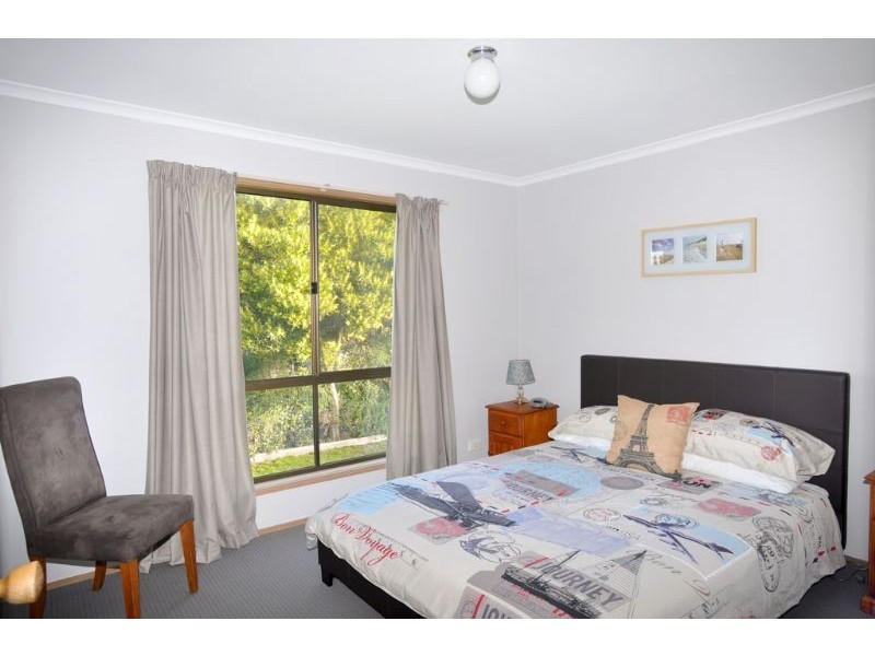 74 Tamara Crescent, Inverloch VIC 3996