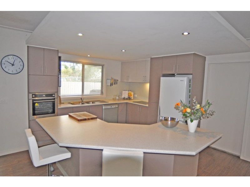 44 Woodland Heath Drv, Inverloch VIC 3996