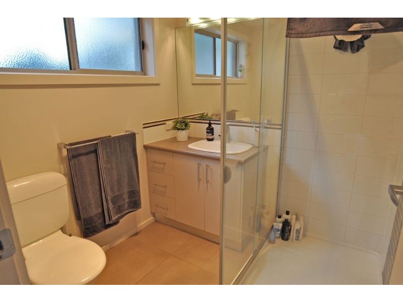 44 Woodland Heath Drv, Inverloch VIC 3996