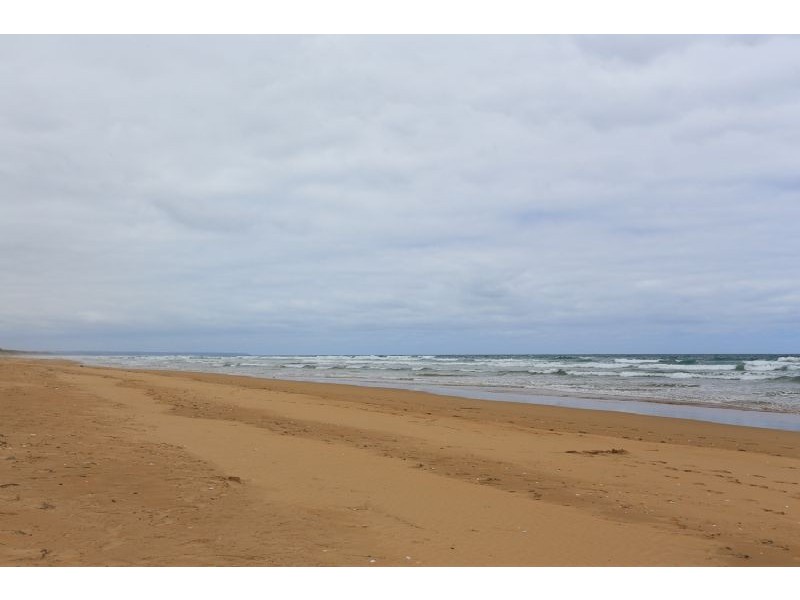 13 Canterbury Road, Venus Bay VIC 3956