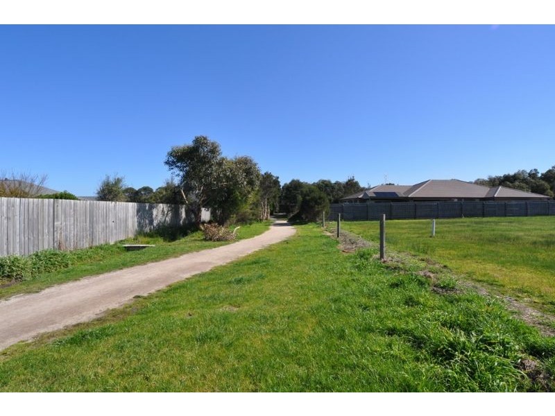 5 Plover Way, Inverloch VIC 3996