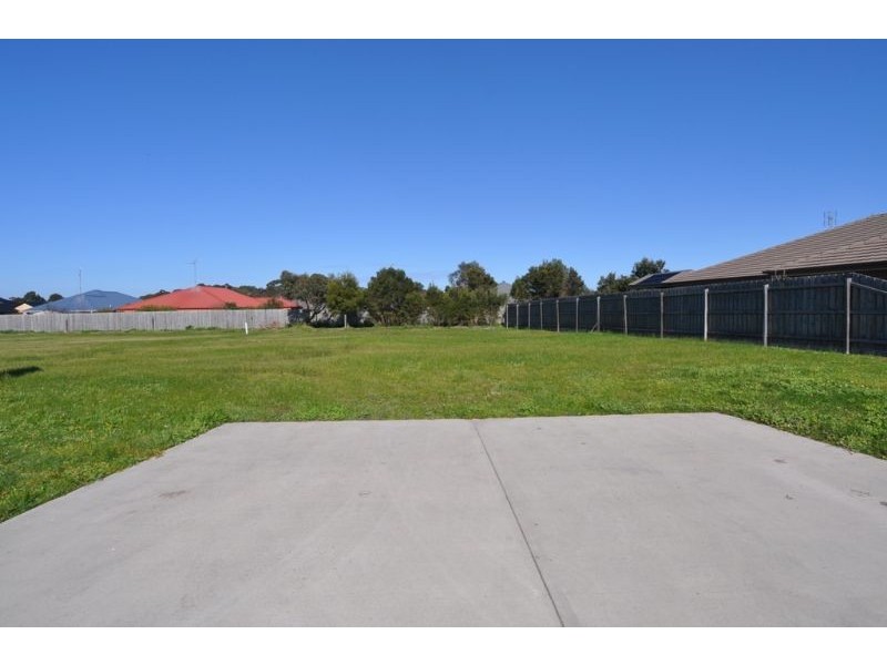 7 Plover Way, Inverloch VIC 3996