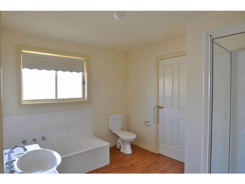 4/33 Powlett Street, Inverloch VIC 3996