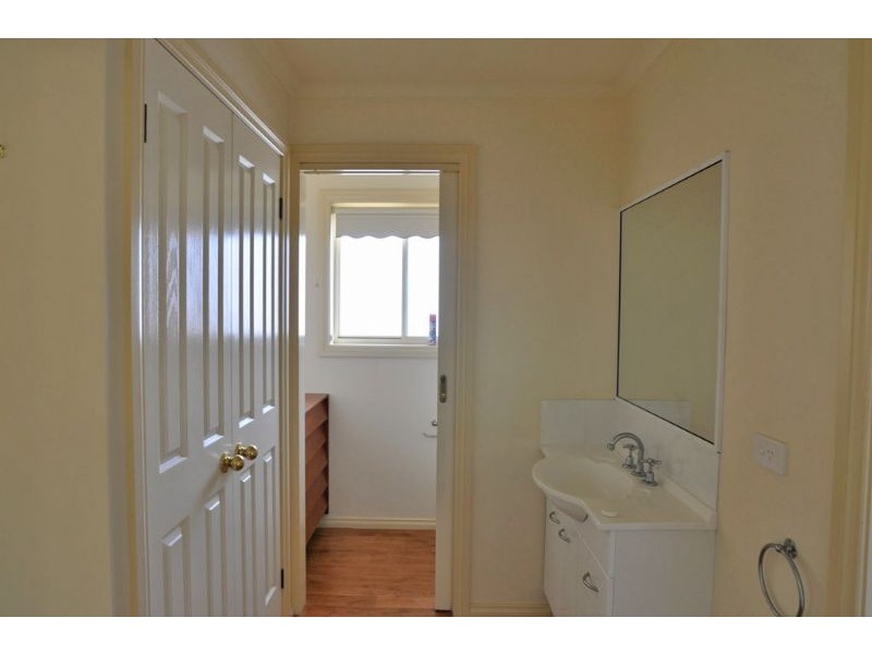 4/33 Powlett Street, Inverloch VIC 3996