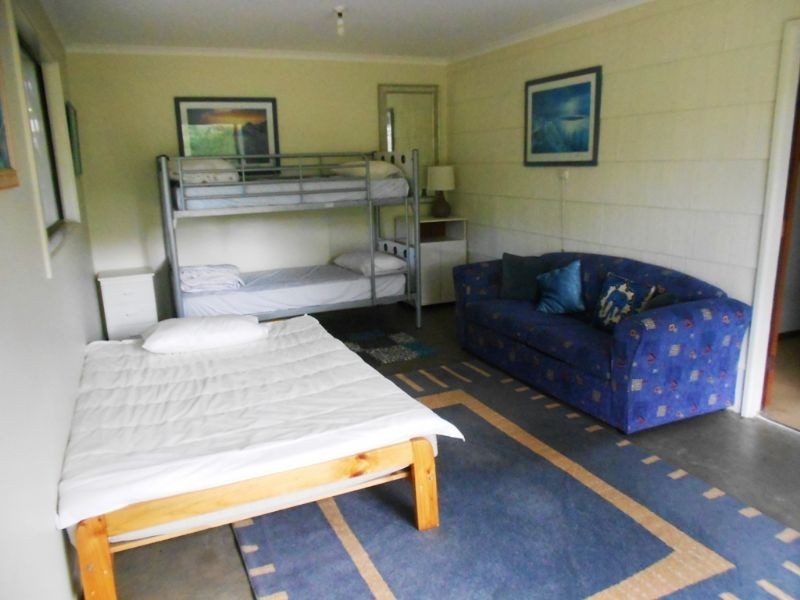 59-61 McIndoe Avenue, Venus Bay VIC 3956