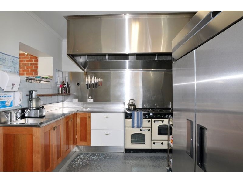 9 Williams Street, Inverloch VIC 3996