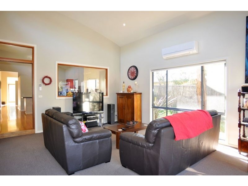 58 Pier Road, Inverloch VIC 3996