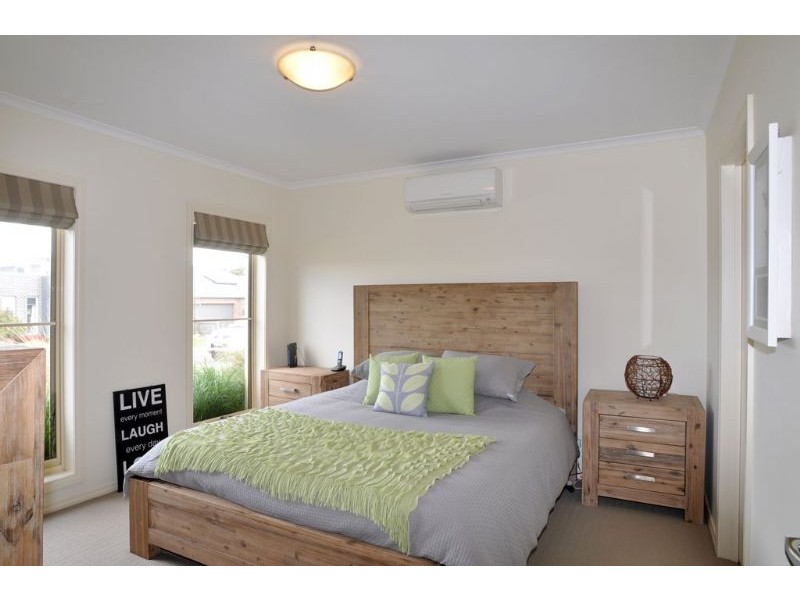 14 Diane Place, Inverloch VIC 3996