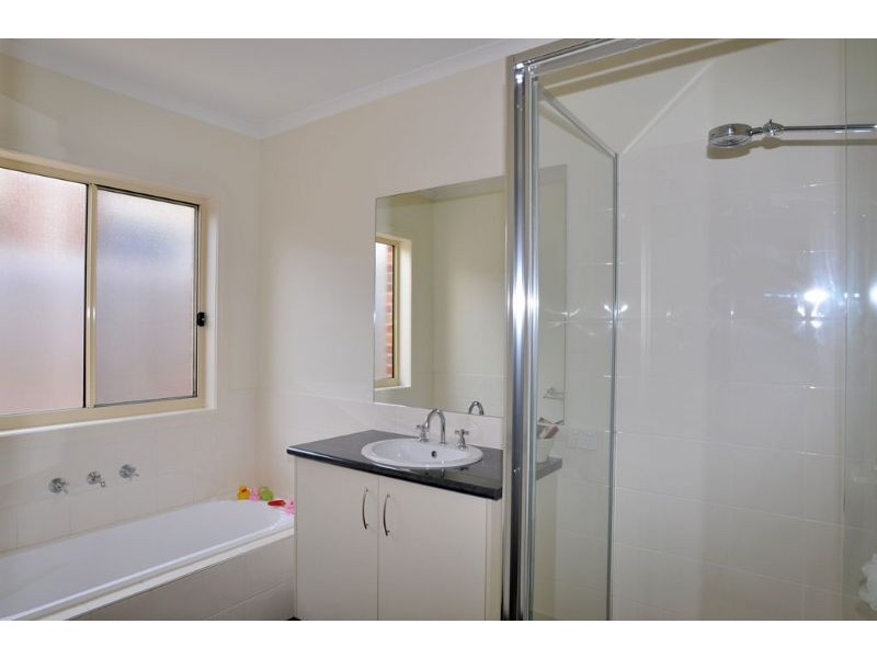 14 Diane Place, Inverloch VIC 3996