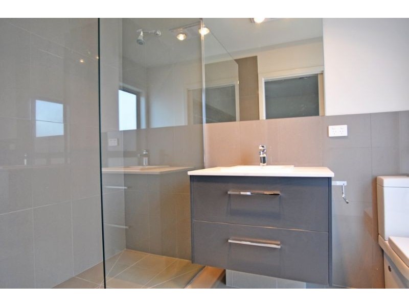 2b Bruce St, Inverloch VIC 3996