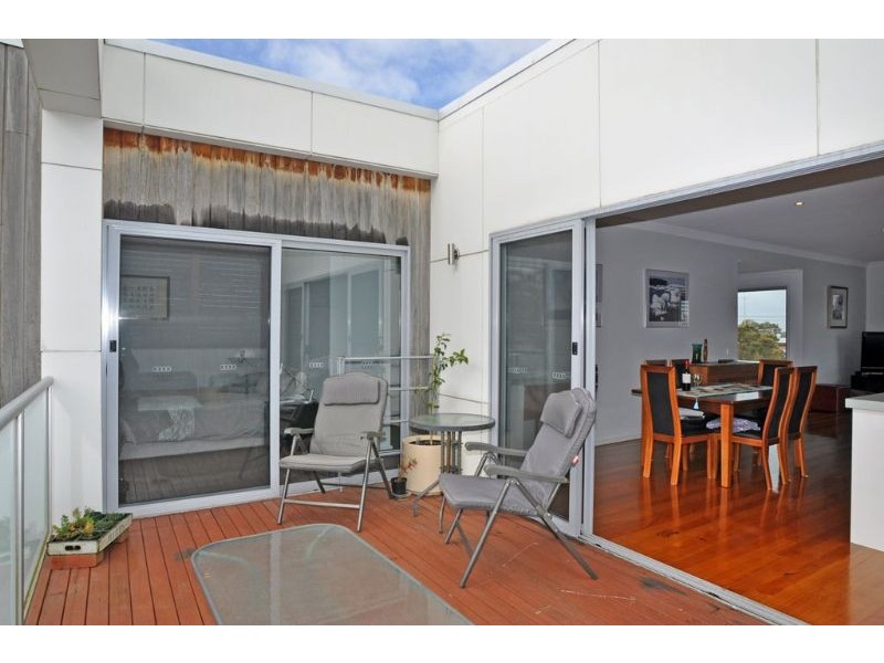 49 Bayview Avenue, Inverloch VIC 3996