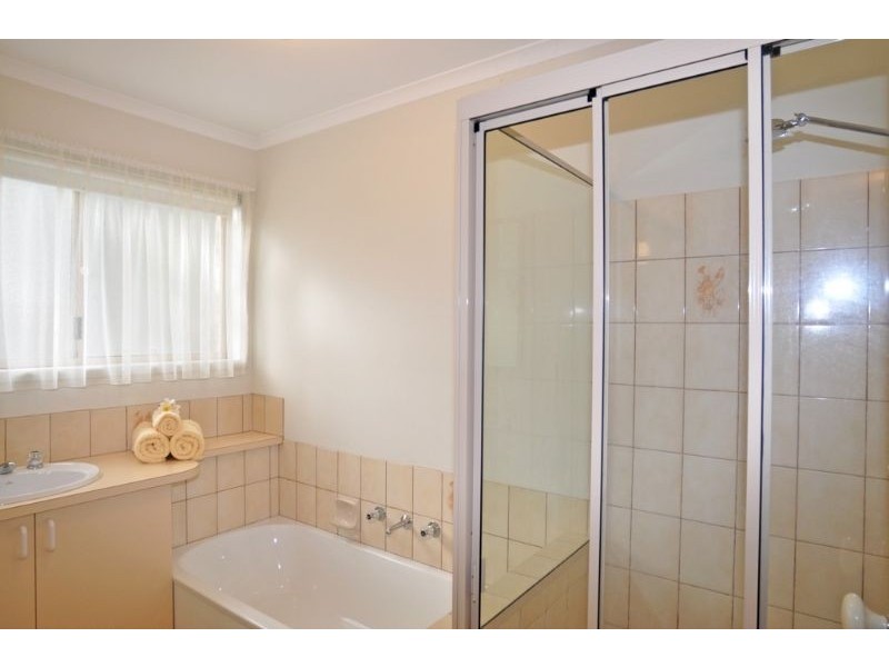 3/2-4 Pymble Avenue, Inverloch VIC 3996