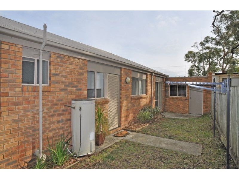 3/2-4 Pymble Avenue, Inverloch VIC 3996