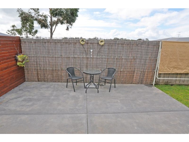22 Heather Grove, Inverloch VIC 3996