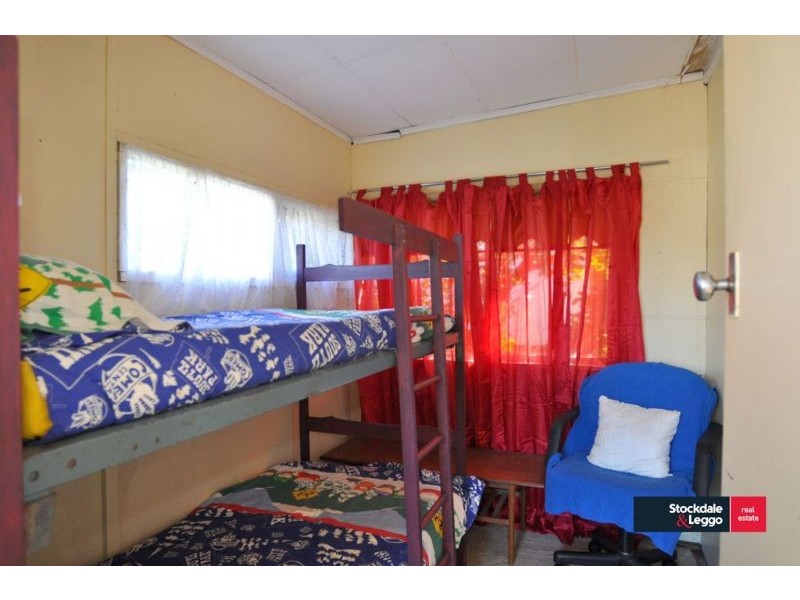 72 Lohr Avenue, Inverloch VIC 3996