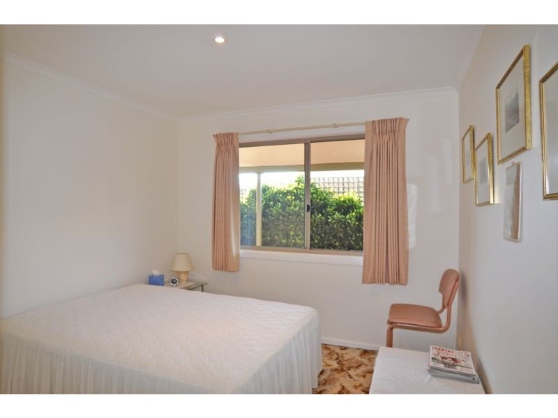 18 Youll Grove, Inverloch VIC 3996