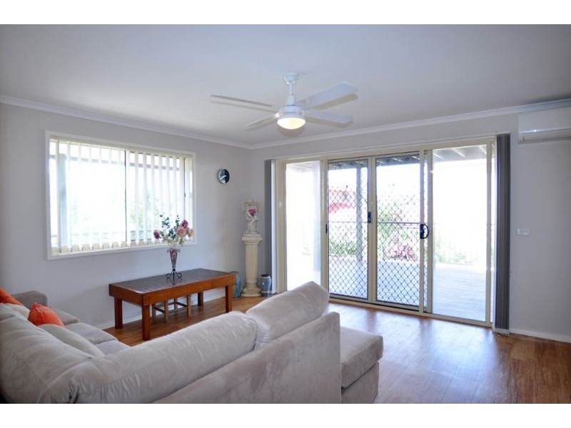 18 Sandymount Avenue, Inverloch VIC 3996