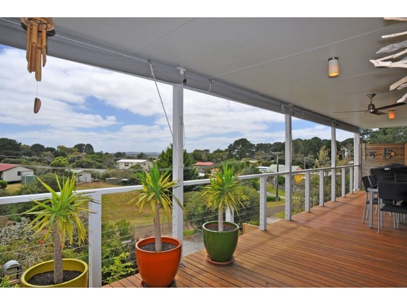16 Satellite Crescent, Venus Bay VIC 3956