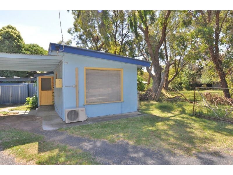 12 Park Street, Inverloch VIC 3996