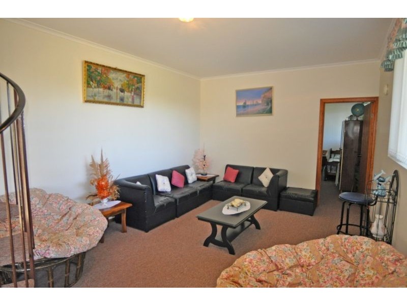 2 Centre Road, Venus Bay VIC 3956