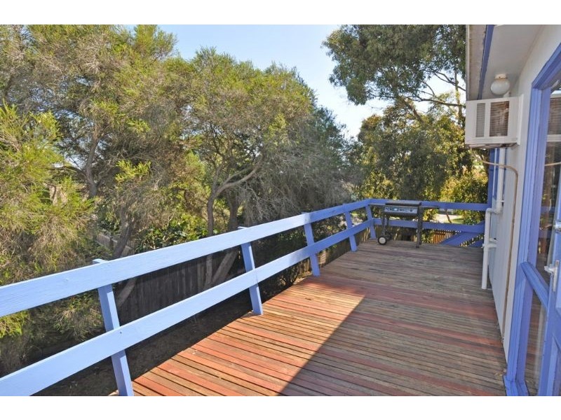 6 Nautilus Road, Inverloch VIC 3996