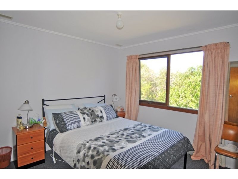 6 Nautilus Road, Inverloch VIC 3996