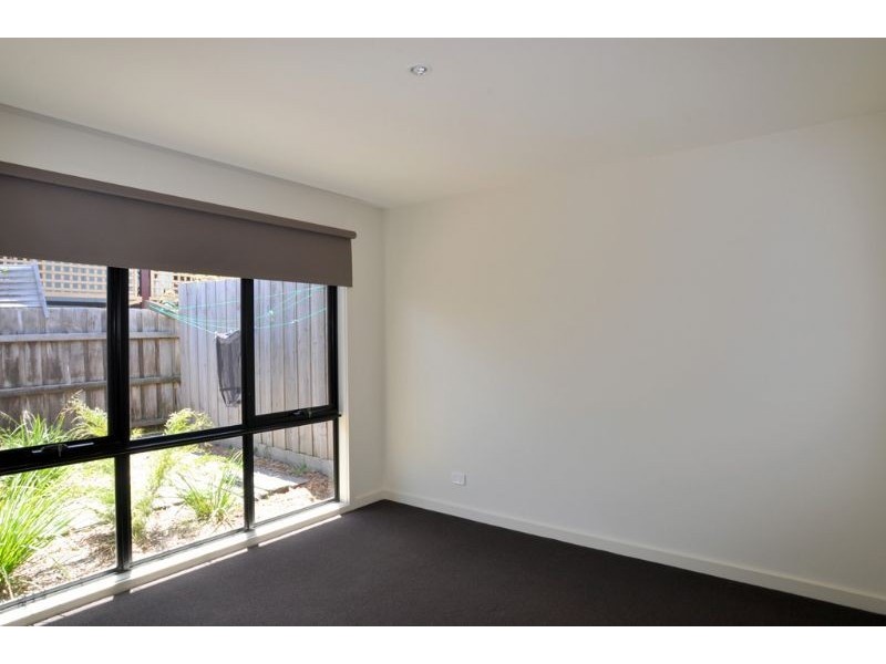 59a Sandymount Avenue, Inverloch VIC 3996