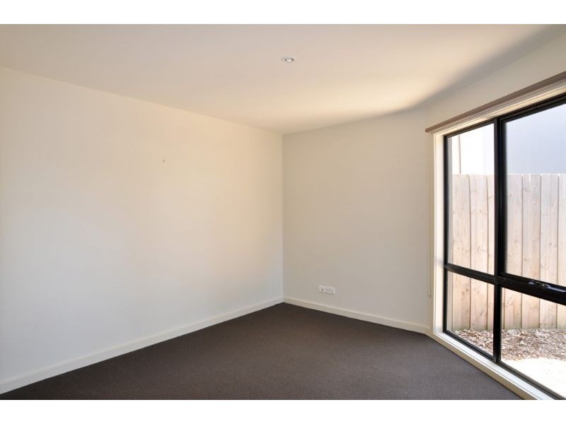 59a Sandymount Avenue, Inverloch VIC 3996