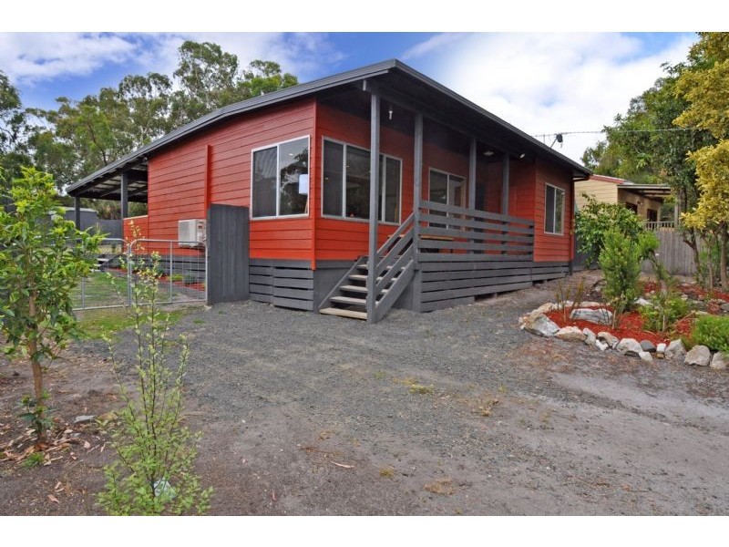 24 Toorak Road, Inverloch VIC 3996