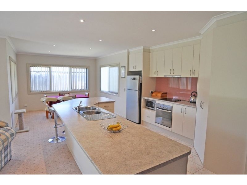 10 PAPERBARK PLACE, Inverloch VIC 3996