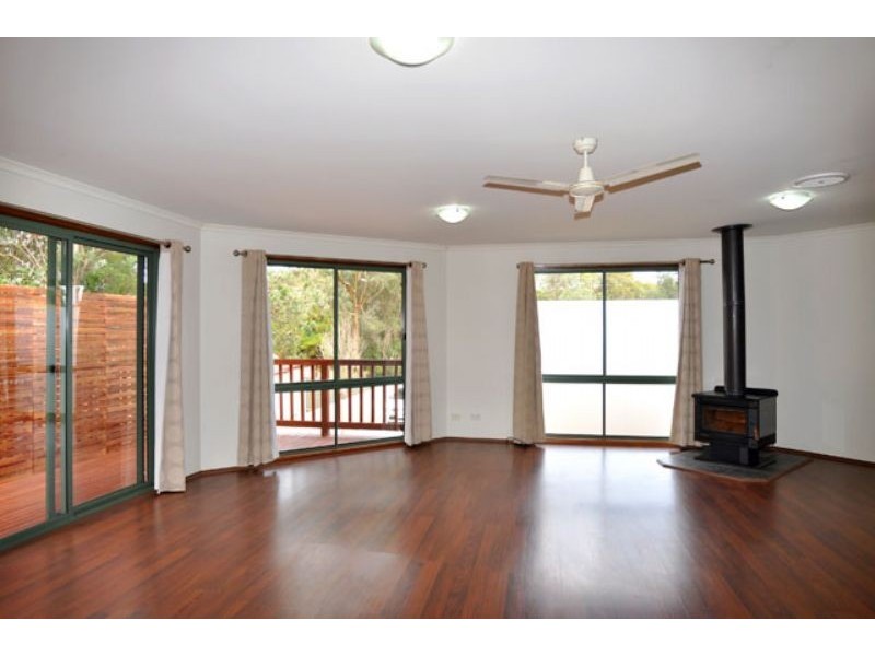 2/58 Toorak Rd, Inverloch VIC 3996