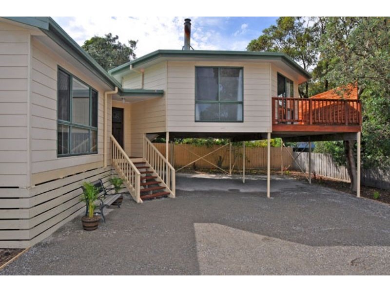 2/58 Toorak Rd, Inverloch VIC 3996