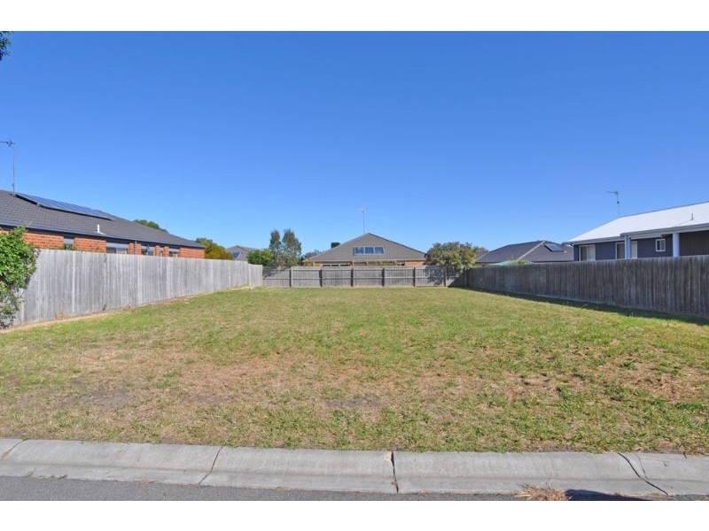 6 Cook Close, Inverloch VIC 3996