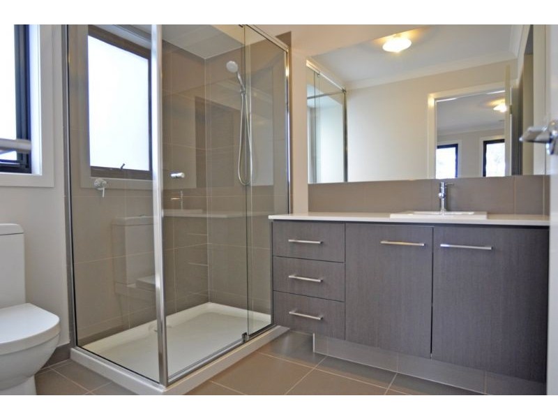 12 Hobson Place, Inverloch VIC 3996