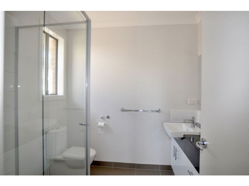 16 Correa Place, Inverloch VIC 3996